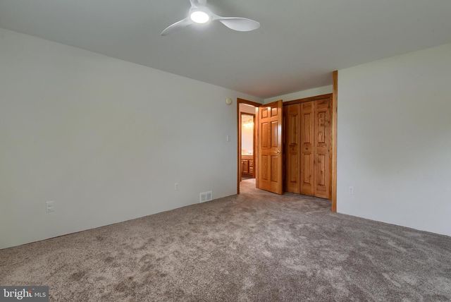 401 JAMES ST, Mechanicsburg, PA 17055