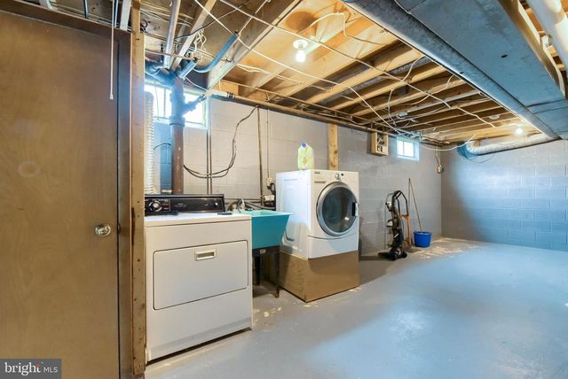 401 JAMES ST, Mechanicsburg, PA 17055