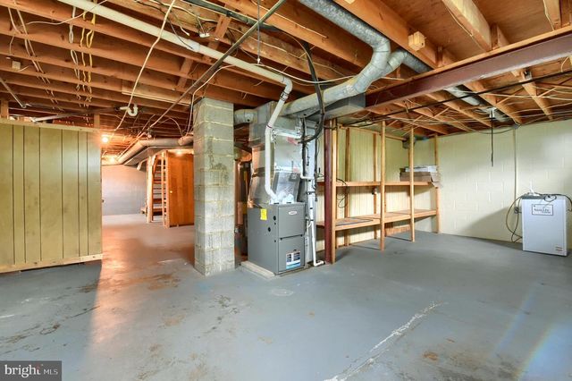 401 JAMES ST, Mechanicsburg, PA 17055