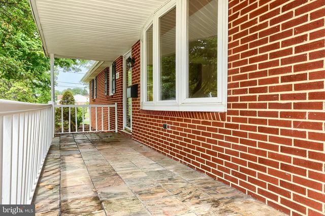 401 JAMES ST, Mechanicsburg, PA 17055