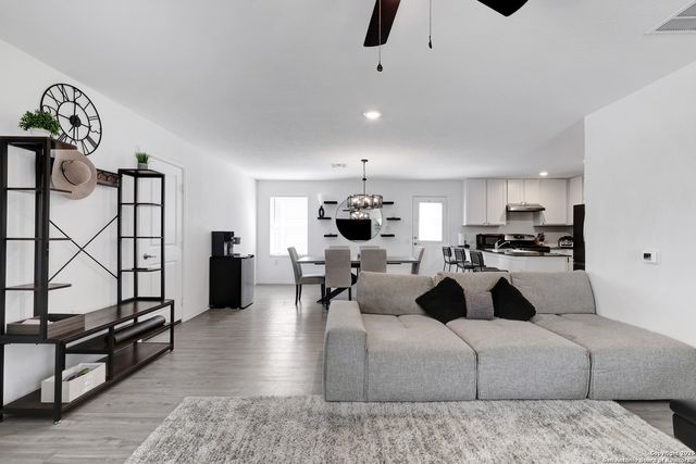 4510 MARTIN WAY, San Antonio, TX 78222