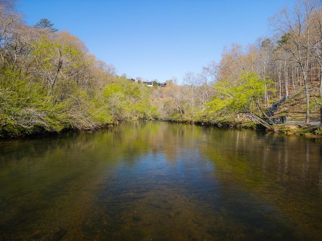 207 Arrow Way, Mineral Bluff, GA 30559