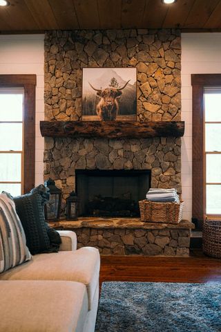 207 Arrow Way, Mineral Bluff, GA 30559