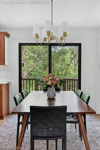 517 Deer Valley Road, Holly Village, MI 48442