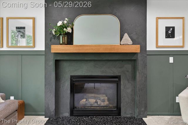 517 Deer Valley Road, Holly Village, MI 48442