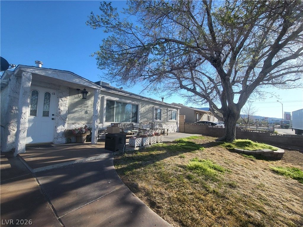 13 Mallory Street, Henderson, NV 89015