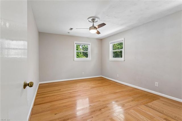 403 Calthrop Neck RD, Yorktown, VA 23693