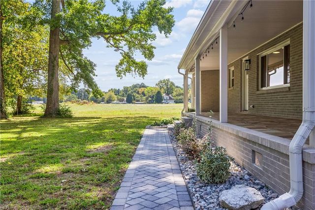 403 Calthrop Neck RD, Yorktown, VA 23693