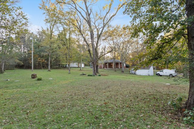 31 Volunteer Cir, Carthage, TN 37030