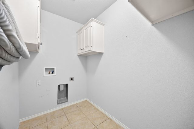 706 Hill Lane, Cleburne, TX 76033