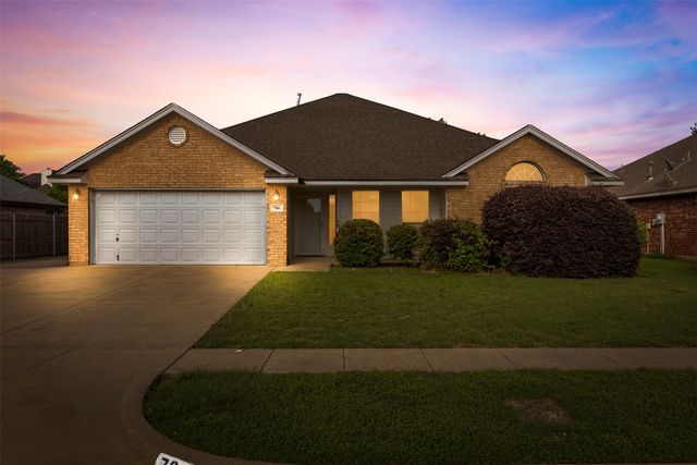 706 Hill Lane, Cleburne, TX 76033