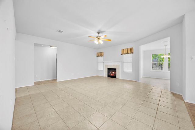 706 Hill Lane, Cleburne, TX 76033