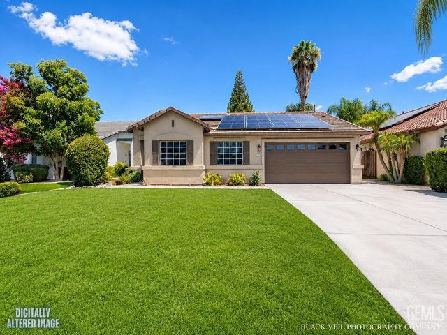 10018 Grand View Summit Drive, Bakersfield, CA 93311
