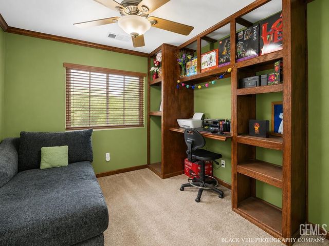 10018 Grand View Summit Drive, Bakersfield, CA 93311