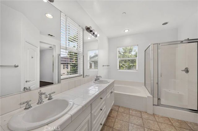 2068 Owens, Fullerton, CA 92833
