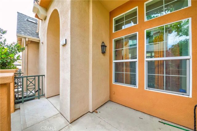 2068 Owens, Fullerton, CA 92833