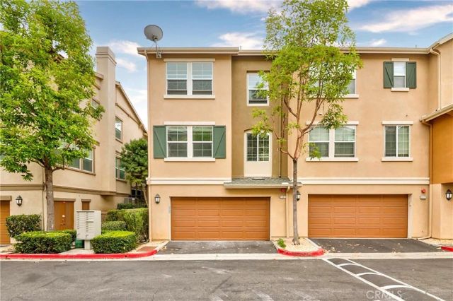 2068 Owens, Fullerton, CA 92833