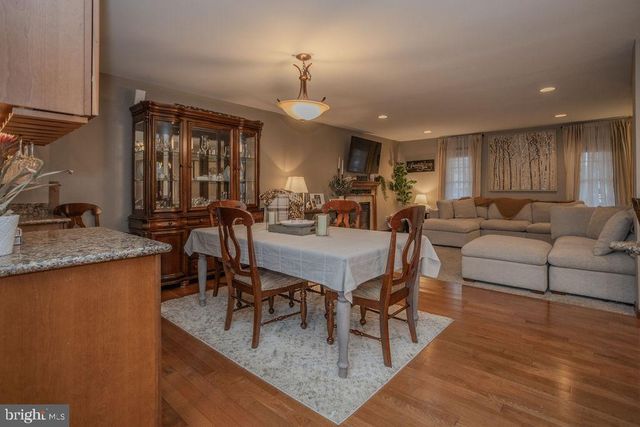 233 CARMACK DR, Chambersburg, PA 17202