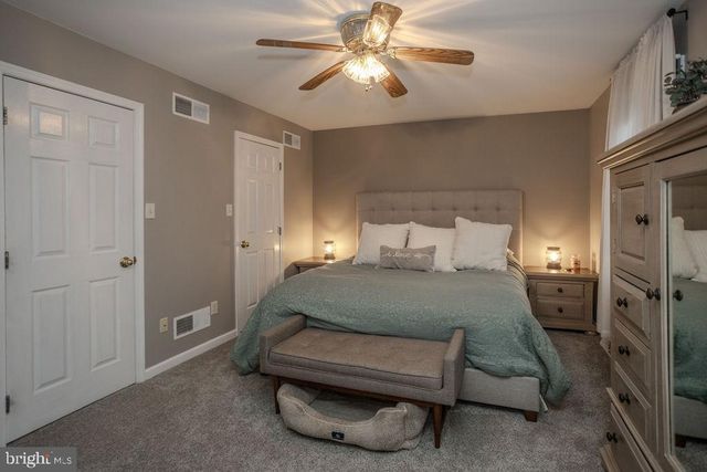 233 CARMACK DR, Chambersburg, PA 17202