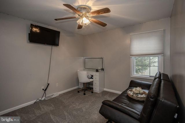 233 CARMACK DR, Chambersburg, PA 17202