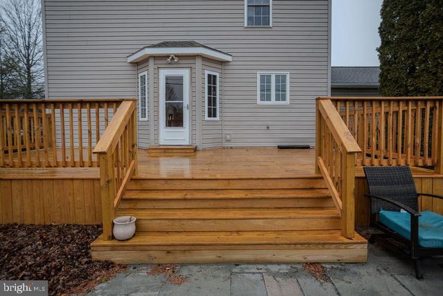 233 CARMACK DR, Chambersburg, PA 17202