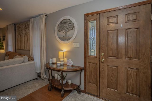 233 CARMACK DR, Chambersburg, PA 17202