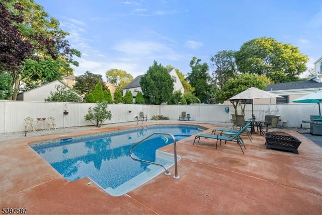 175 Weaver Ave, Bloomfield Twp., NJ 07003