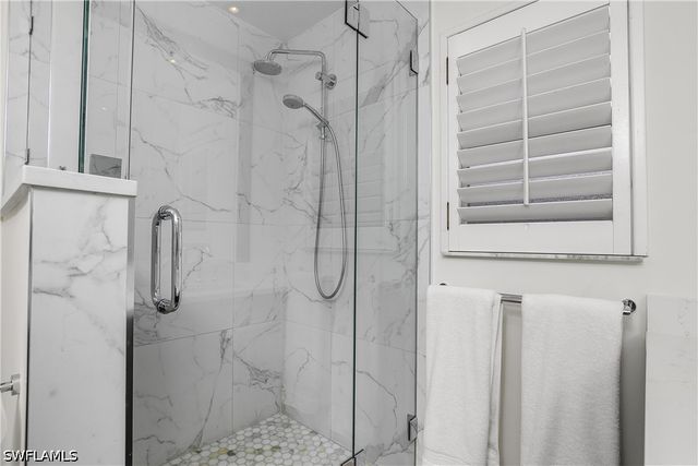 853 Tanbark DR 201, Naples, FL 34108