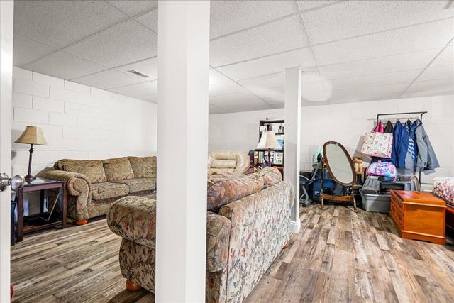 332 Hickory Ridge Drive, Corbin, KY 40701