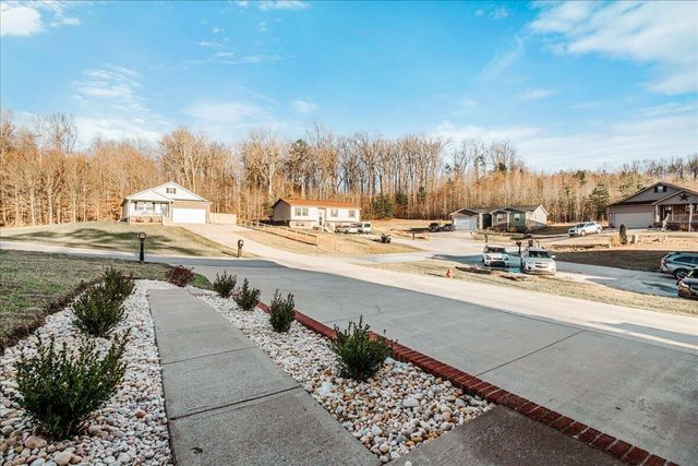 332 Hickory Ridge Drive, Corbin, KY 40701