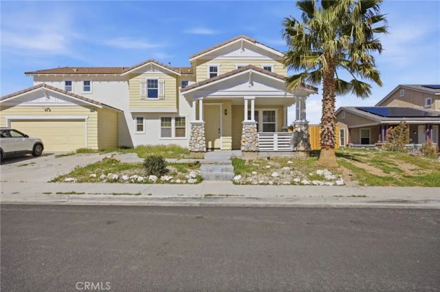 13184 Mammoth, Hesperia, CA 92344