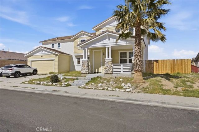 13184 Mammoth, Hesperia, CA 92344