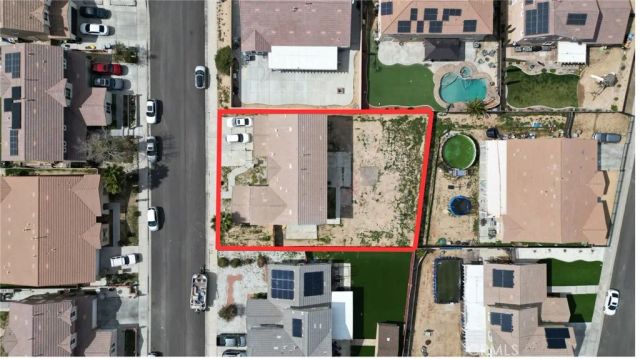 13184 Mammoth, Hesperia, CA 92344