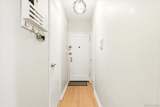 113-14 72nd Road 5P, Forest Hills, NY 11375