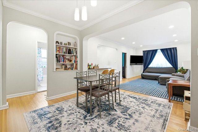113-14 72nd Road 5P, Forest Hills, NY 11375