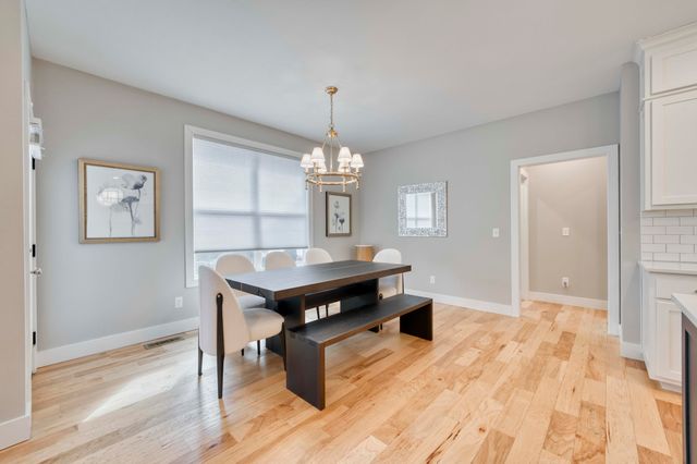 3722 E Woodhue Street, Springfield, MO 65802