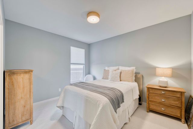 3722 E Woodhue Street, Springfield, MO 65802