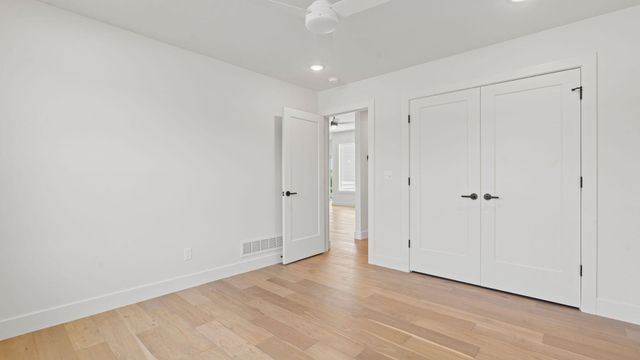 2727 EASLEY CABIN CIR, Columbia, MO 65201
