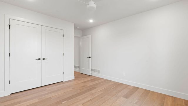2727 EASLEY CABIN CIR, Columbia, MO 65201