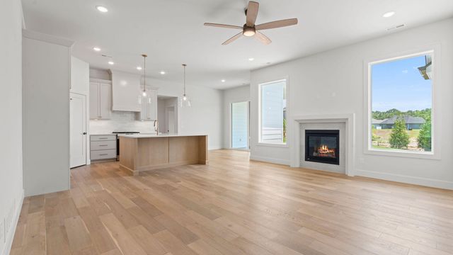 2727 EASLEY CABIN CIR, Columbia, MO 65201
