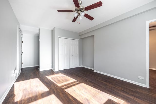 1140 N La Salle Drive 407, Chicago, IL 60610