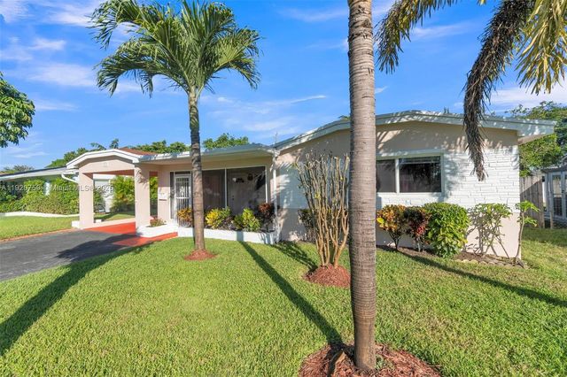 371 NE 42nd Ct, Oakland Park, FL 33334