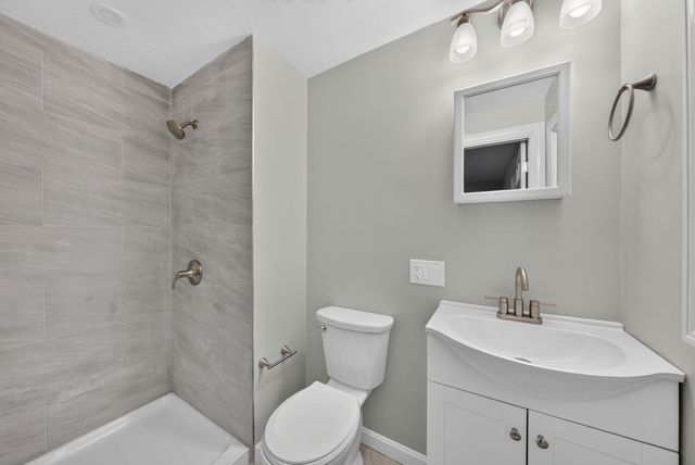 7 Hancock St, Plainville, MA 02762