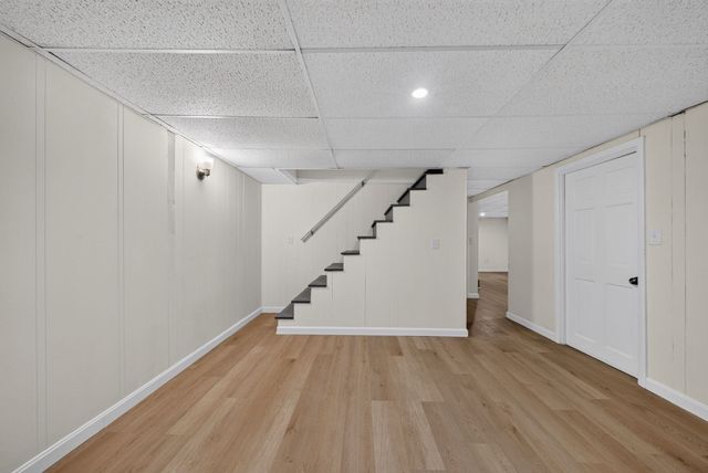 7 Hancock St, Plainville, MA 02762
