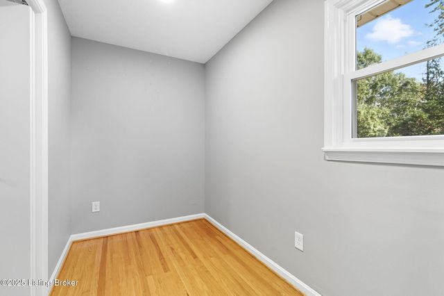 4014 Massie Ave, Louisville, KY 40207