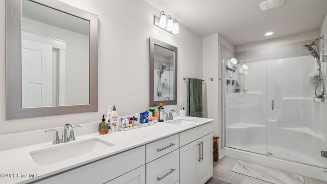 609 Muscadine Lane, Aberdeen, NC 28315