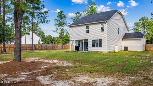 609 Muscadine Lane, Aberdeen, NC 28315
