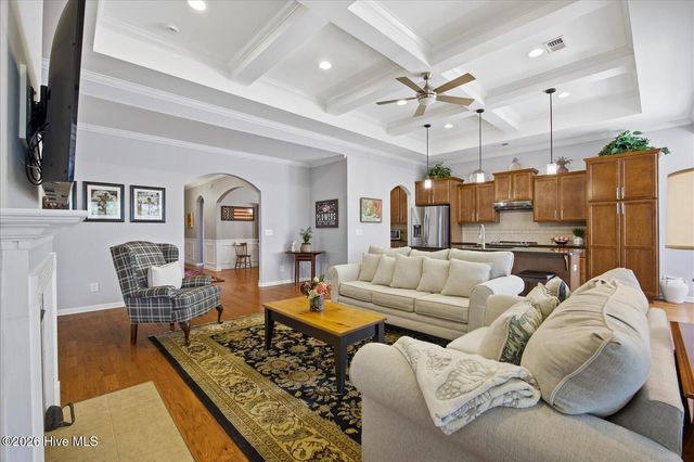 1014 Meadowlands Trail NW, Calabash, NC 28467