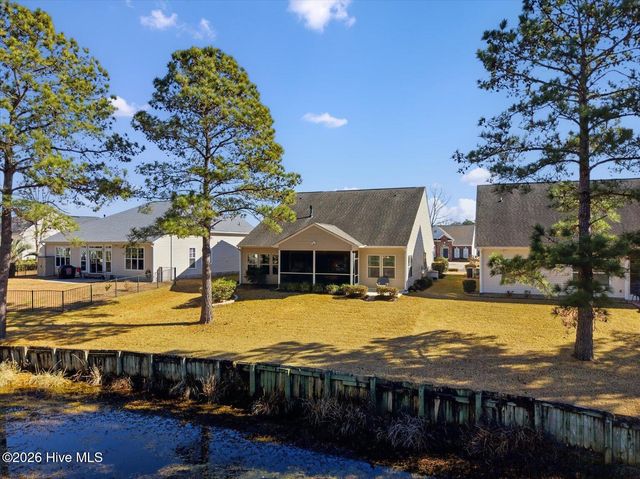 1014 Meadowlands Trail NW, Calabash, NC 28467