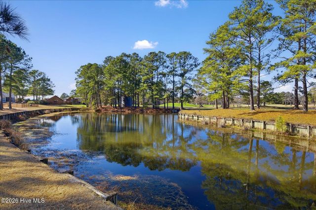 1014 Meadowlands Trail NW, Calabash, NC 28467